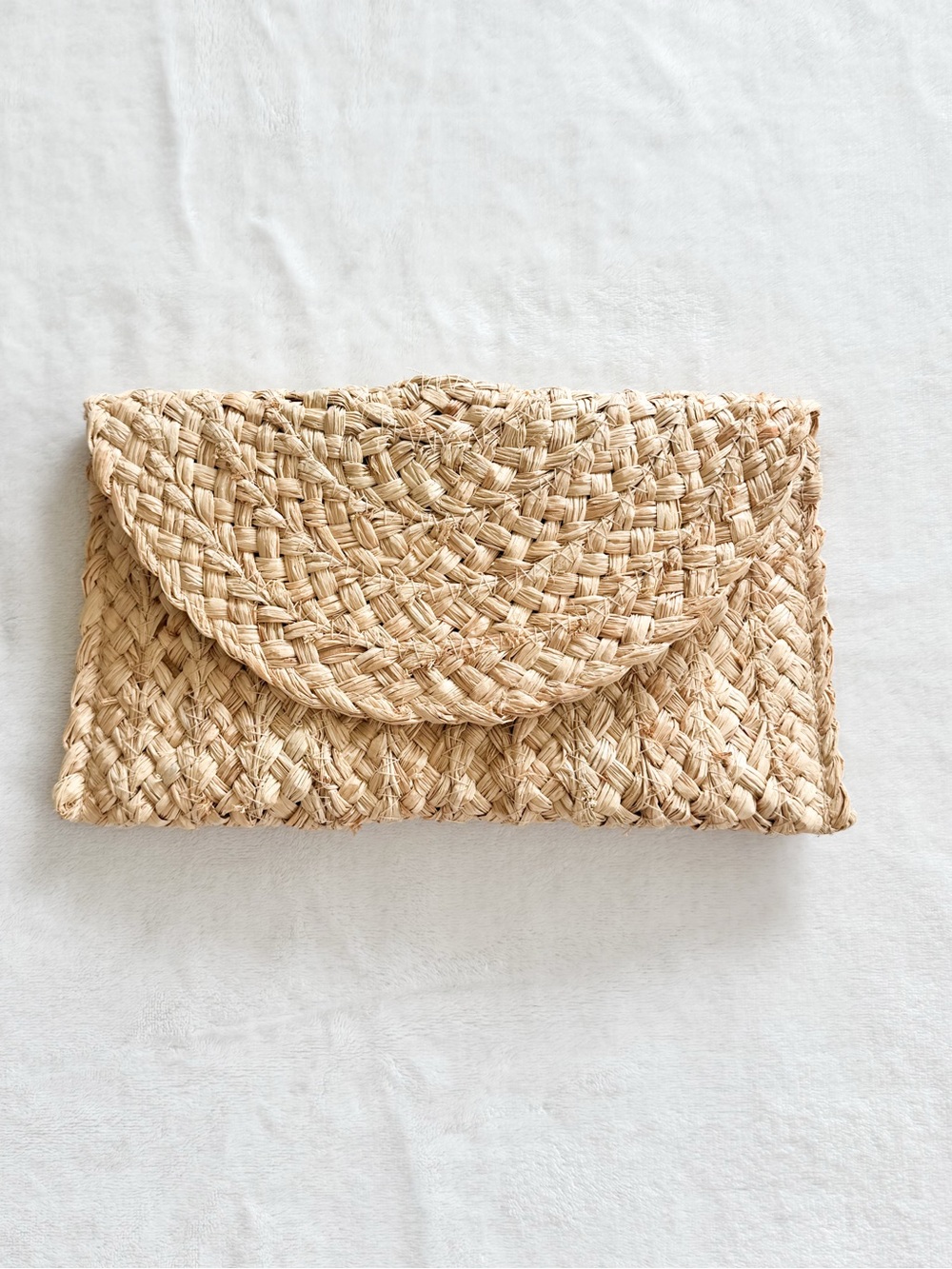 Straw clutch